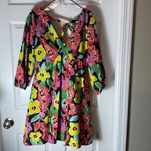 GB Dress Women's Medium Floral Puff Sleeve V Back V Neck Floral